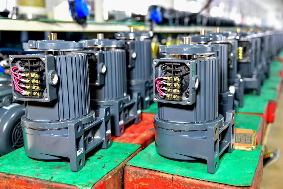 El MOTOR 3PHASE REDUCTOR del REDUCTOR del CV del EJE CH32-1500 CH del MOTOR 32M M del ENGRANAJE de la CA del CV 1500W 2HP VIAJA EN AUTOMÓVILI la CAJA DE CAMBIOS del MOTOR ELÉCTRICO